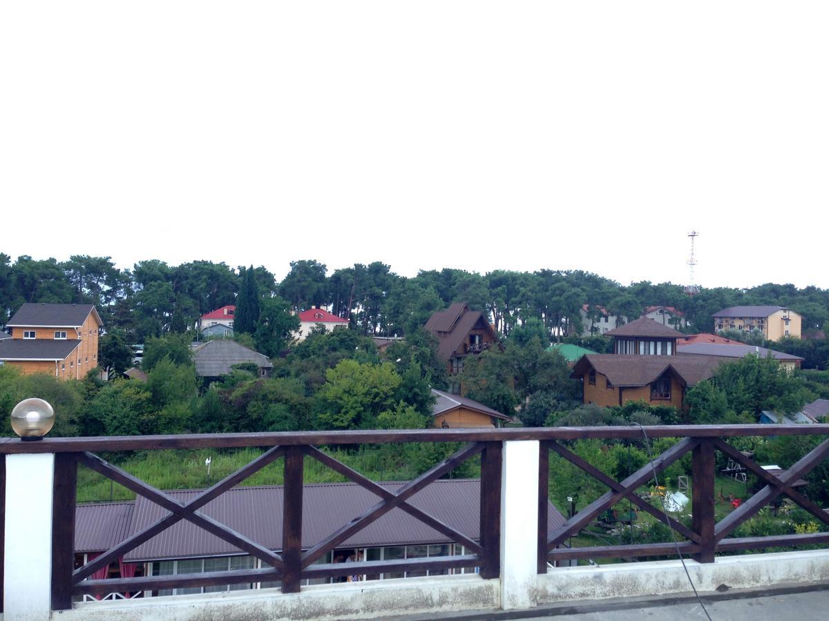 Viktoria Hotel ปิซุนดา ภายนอก รูปภาพ