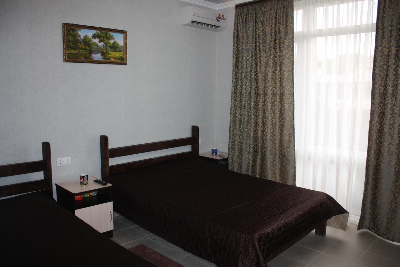 Viktoria Hotel ปิซุนดา ภายนอก รูปภาพ