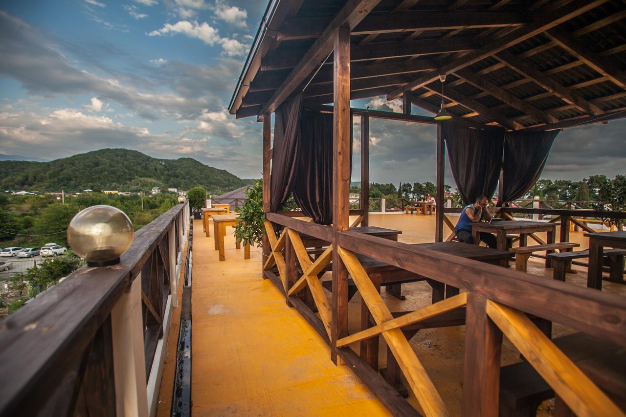 Viktoria Hotel ปิซุนดา ภายนอก รูปภาพ